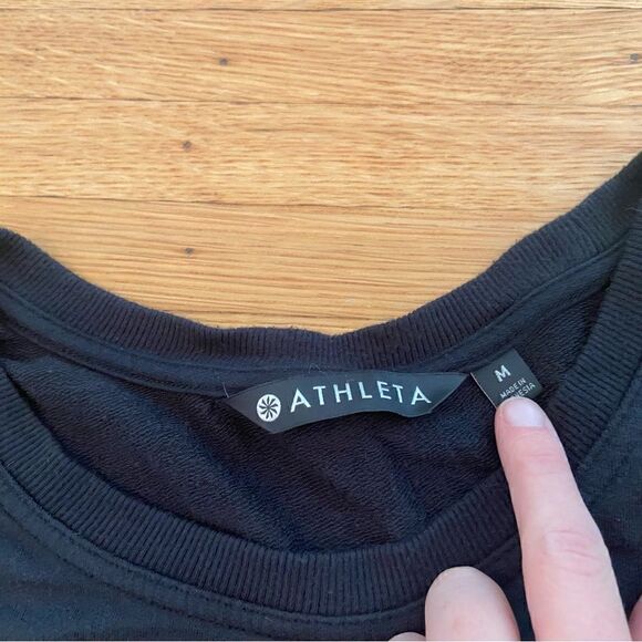 Athleta Nirvana Twist Front Sweatshirt in Black - Picture 2 of 3